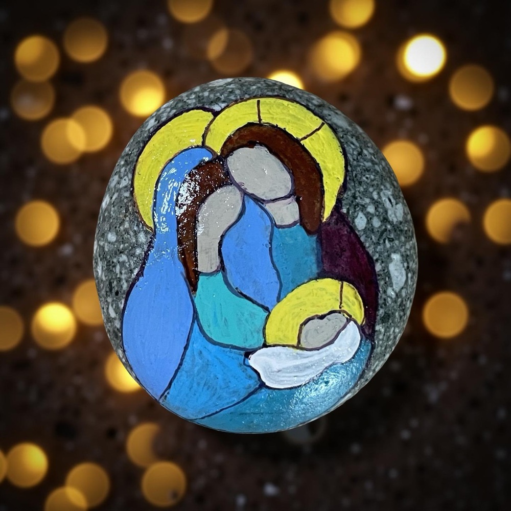Hand crafted painted nativity rock natural background Mary Joseph Baby Jesus - Picture 3 of 10